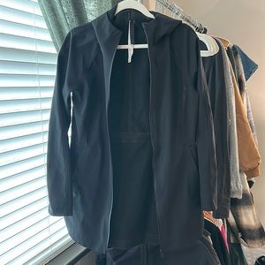 Lululemon Raincoat